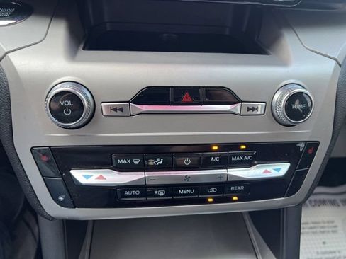 Used 2023 Ford Explorer XLT w/ Equipment Group 202A AWD/4WD image 26