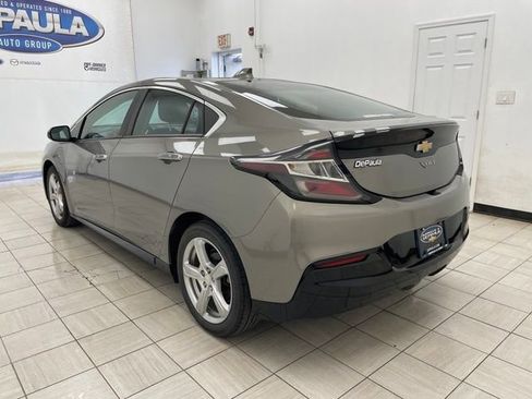 Used 2017 Chevrolet Volt LT w/ Comfort Package FWD image 20