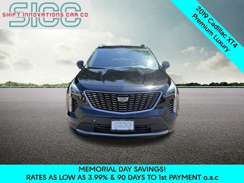 Used 2019 Cadillac XT4 Premium Luxury AWD/4WD image 2
