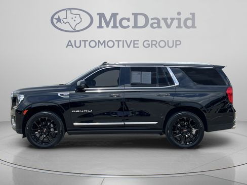 Used 2022 GMC Yukon Denali w/ Denali Premium Package AWD/4WD image 4