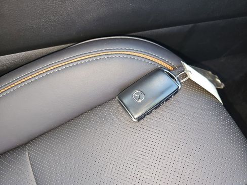 Used 2025 MAZDA CX-50 AWD 2.5 S w/ Premium Plus Pkg image 20