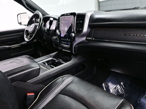 Used 2021 RAM 2500 Limited image 15