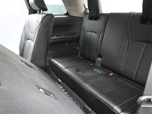 Used 2023 INFINITI QX60 Luxe image 24