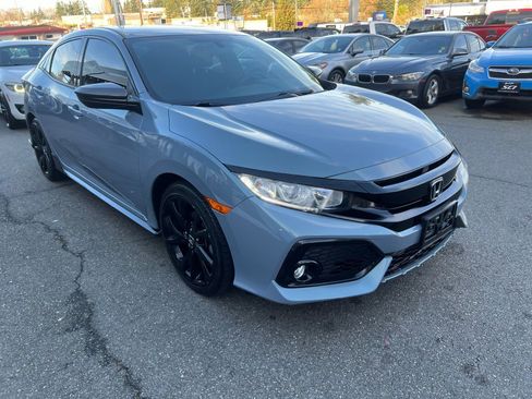 Used 2018 Honda Civic Sport image 3