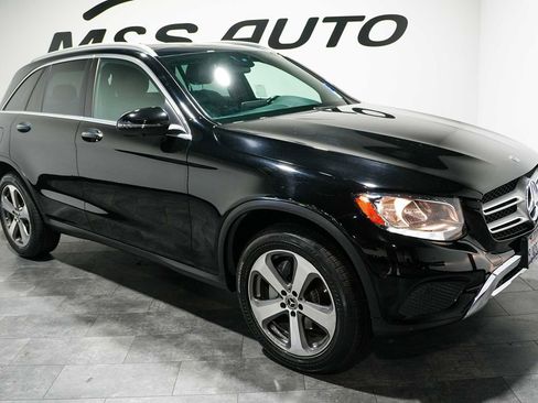 Used 2019 Mercedes-Benz GLC 300 4MATIC image 7