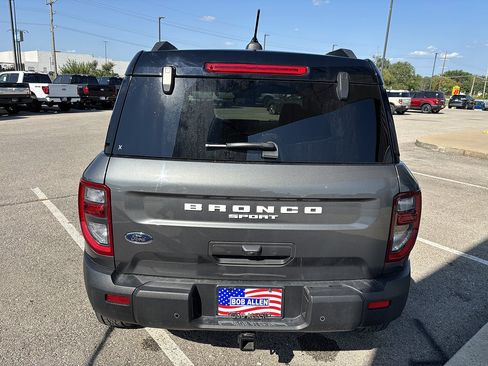 Used 2025 Ford Bronco Sport Badlands w/ Badlands Tech Package AWD/4WD image 4