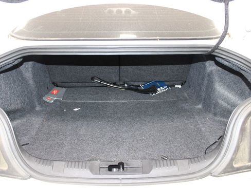 Used 2017 Ford Mustang GT Premium w/ Black Accent Package RWD image 13