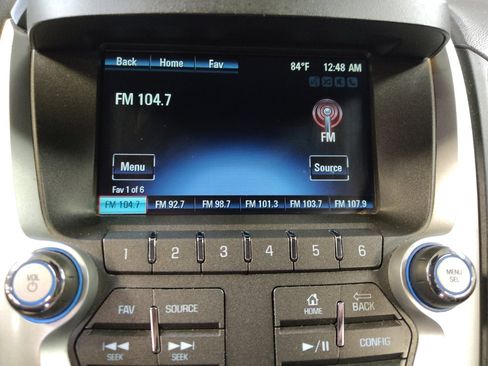 Used 2017 Chevrolet Equinox Premier w/ Enhanced Convenience Package AWD/4WD image 25
