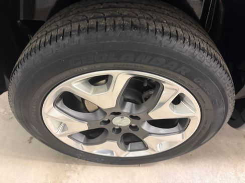 Used 2019 Jeep Compass Limited AWD/4WD image 13