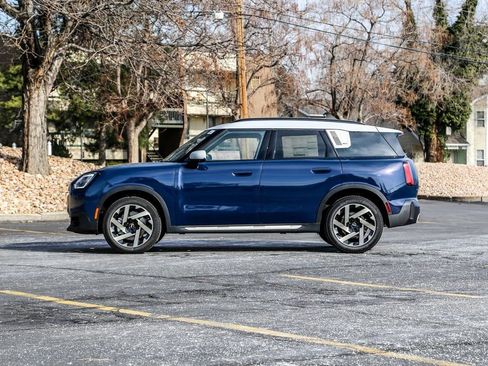 New 2026 MINI Cooper Countryman S w/ Comfort Package Max image 2