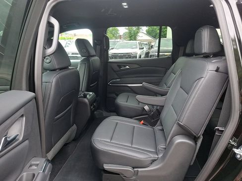Used 2026 Chevrolet Traverse LT w/ Driver Confidence Package AWD/4WD image 10