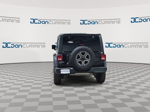 Used 2020 Jeep Wrangler Unlimited Sport S AWD/4WD image 8
