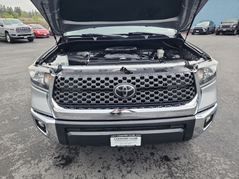 Used 2019 Toyota Tundra SR5 AWD/4WD image 28