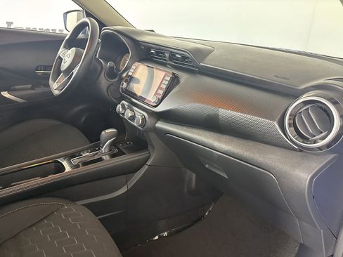 Used 2024 Nissan Kicks SV image 30