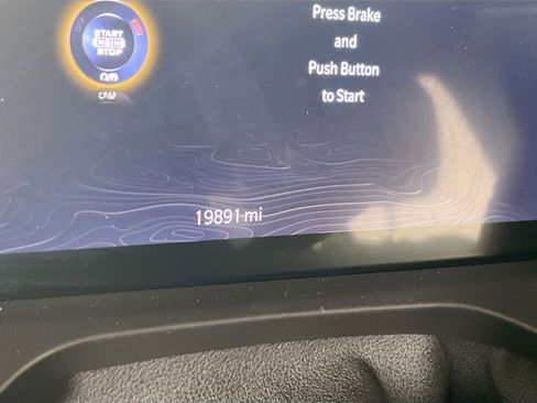 Used 2023 Jeep Grand Cherokee Overland image 12