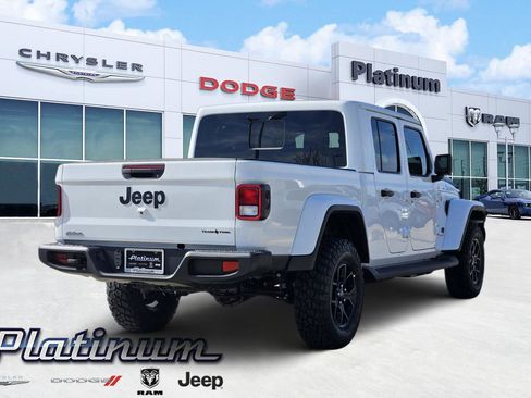 New 2026 Jeep Gladiator Sport AWD/4WD image 5