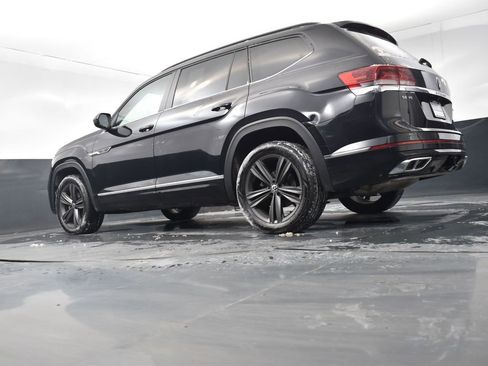 Used 2021 Volkswagen Atlas SE w/ Panoramic Sunroof Package image 25