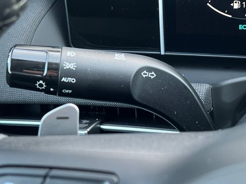 Certified 2025 Hyundai Tucson Limited image 34