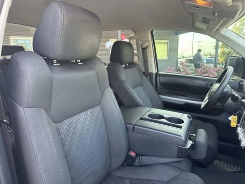 Used 2018 Toyota Tundra SR5 image 11