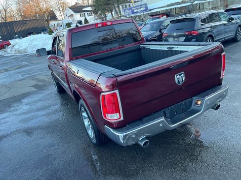 Used 2017 RAM 1500 Laramie w/ Convenience Group image 7