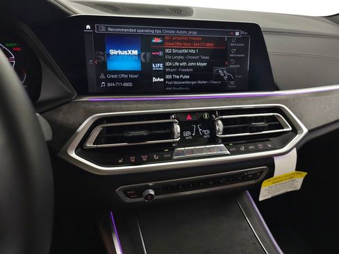 Used 2022 BMW X5 xDrive40i w/ Premium Package AWD/4WD image 28