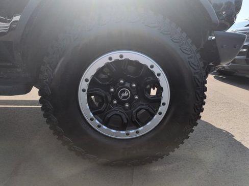Certified 2022 Ford Bronco Outer Banks w/ Sasquatch Package AWD/4WD image 13