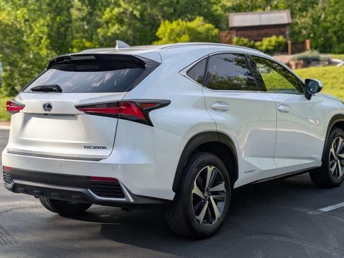Used 2019 Lexus NX 300h AWD w/ Premium Package image 5