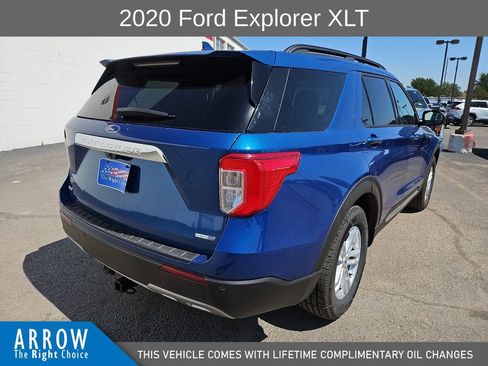Used 2020 Ford Explorer XLT w/ Equipment Group 202A AWD/4WD image 12