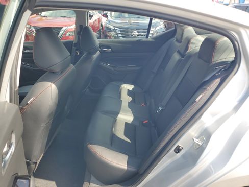 Certified 2024 Nissan Altima 2.5 SR FWD image 13