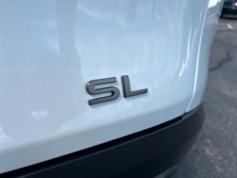 Certified 2025 Nissan Murano SL AWD/4WD image 32