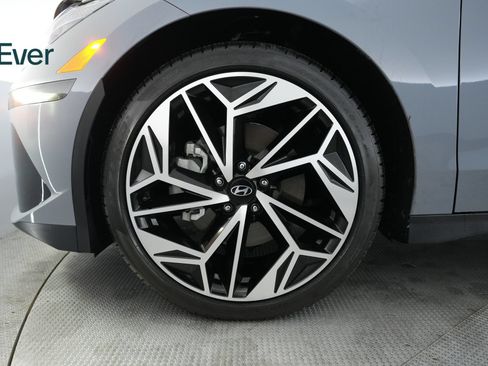 Used 2023 Hyundai Ioniq 6 SEL RWD image 19