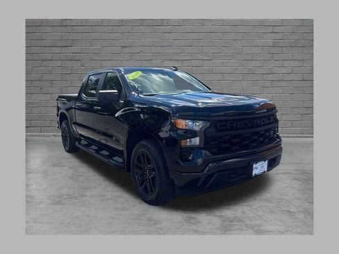 Used 2024 Chevrolet Silverado 1500 Custom w/ Turbomax Blackout Package AWD/4WD image 1