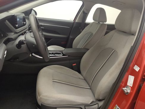 Used 2021 Hyundai Sonata SE image 17