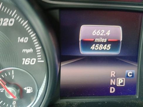 Used 2020 Mercedes-Benz GLA 250 4MATIC image 25