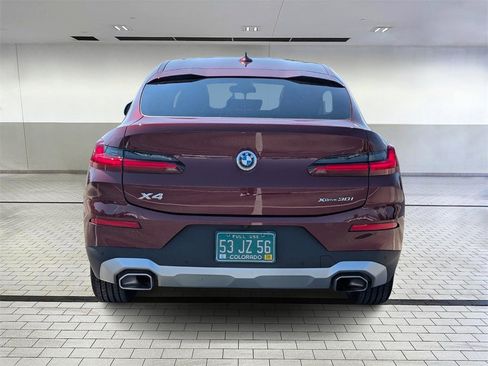 Used 2025 BMW X4 xDrive30i image 4
