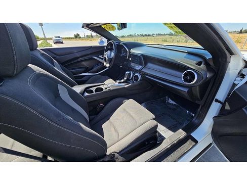 Used 2016 Chevrolet Camaro LT image 12