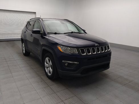 Used 2021 Jeep Compass Latitude FWD image 13