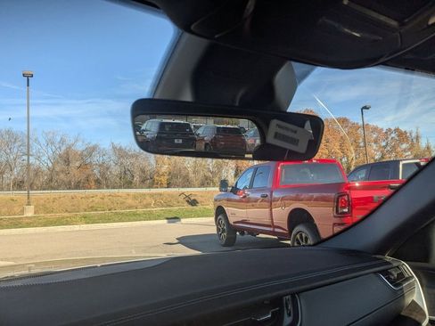 New 2025 Jeep Grand Cherokee Limited w/ Trailer Tow Package image 34