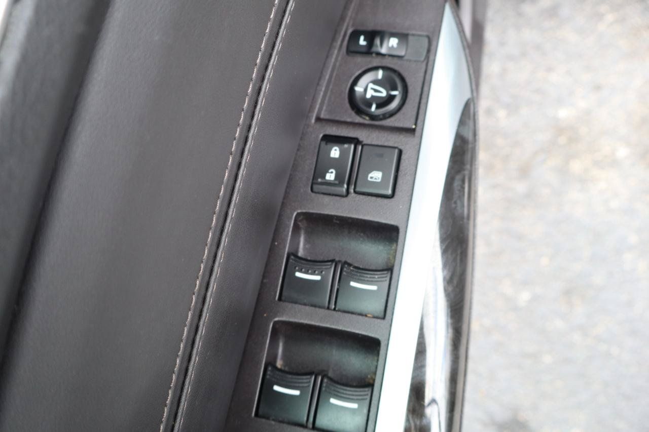 Used 2018 Acura TLX FWD image 25