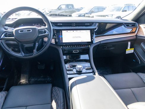 New 2026 Jeep Grand Cherokee L Summit image 18