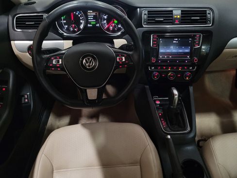 Used 2016 Volkswagen Jetta SEL Premium FWD image 22