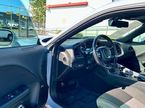 Used 2022 Dodge Challenger GT w/ Blacktop Package RWD image 9