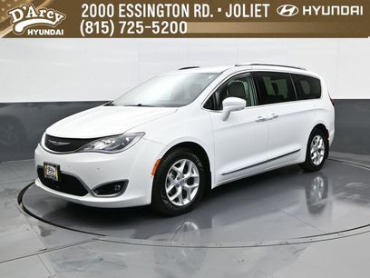 Used 2017 Chrysler Pacifica Touring-L Plus w/ Advanced Safetytec Group