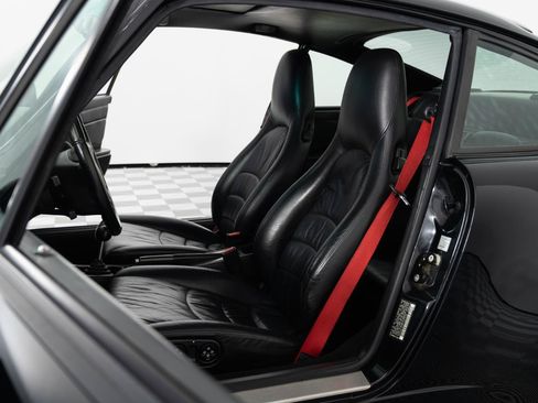 Used 1996 Porsche 911 Turbo RWD image 4