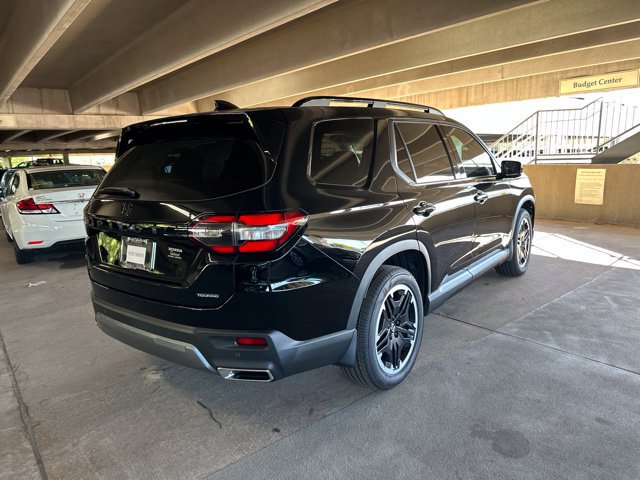 Used 2026 Honda Pilot image 3