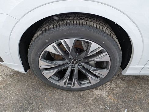 New 2026 Audi Q8 Premium Plus AWD/4WD image 26