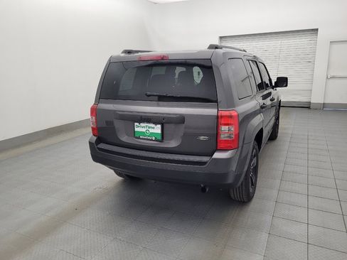 Used 2014 Jeep Patriot Sport image 7