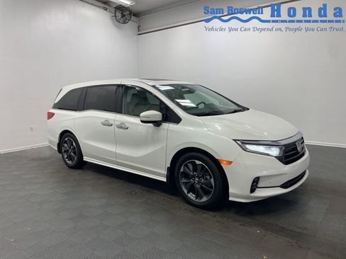 Used 2021 Honda Odyssey Elite image 1