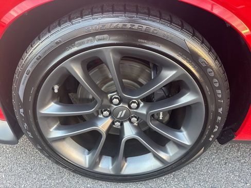 Used 2022 Dodge Challenger R/T Scat Pack w/ Plus Package image 32