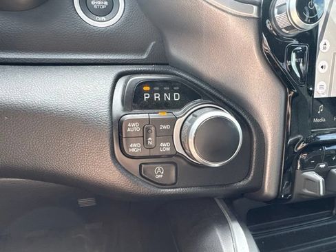 Used 2023 RAM 1500 Big Horn AWD/4WD image 19